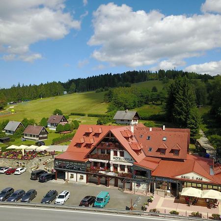 Hotel Leyla Frymburk nad Vltavou Exterior foto