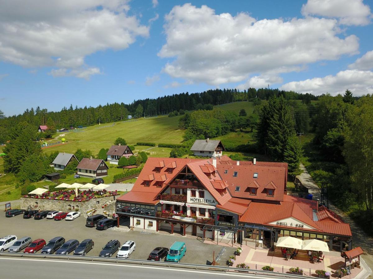 Hotel Leyla Frymburk nad Vltavou Exterior foto